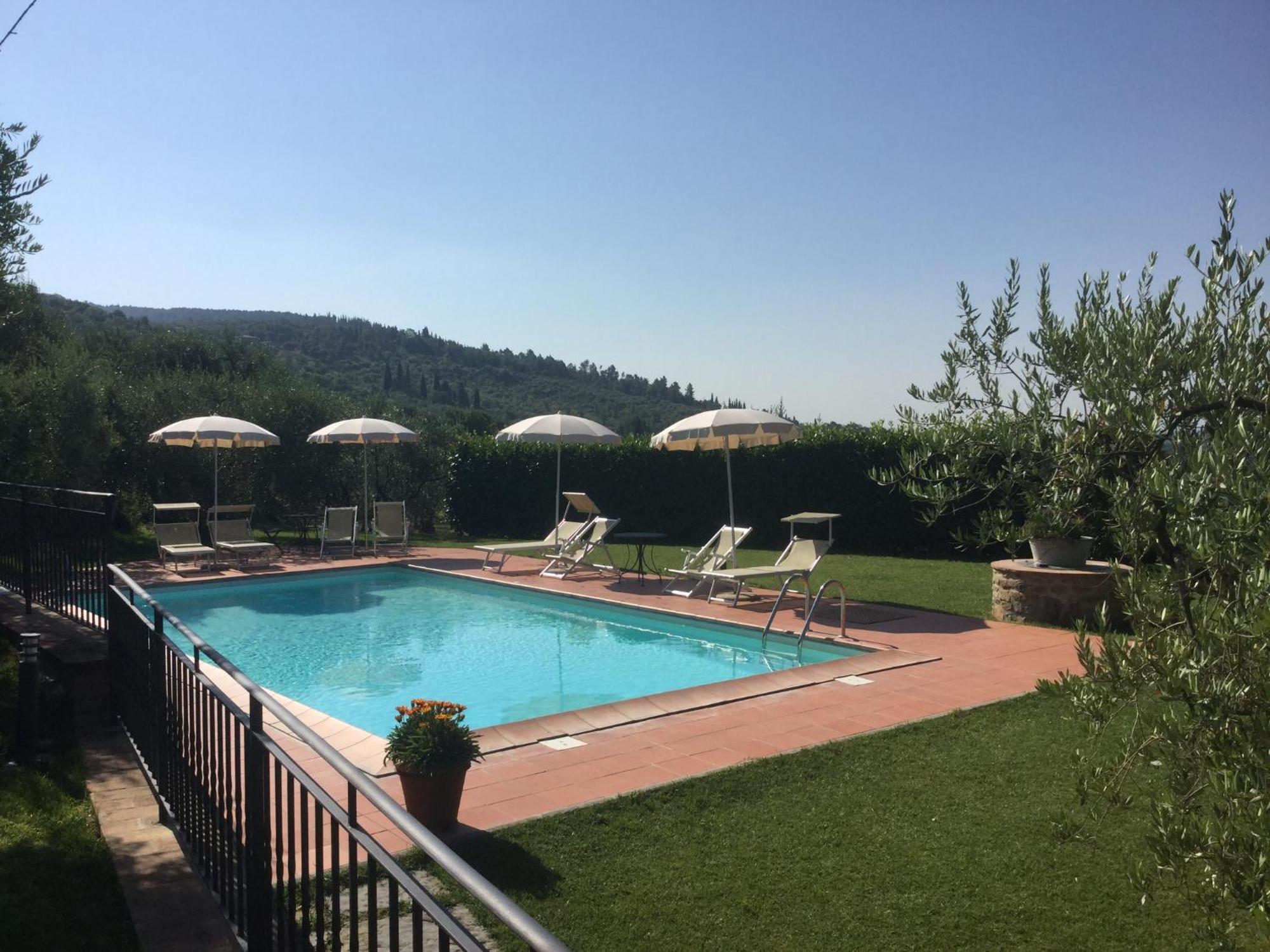 Agriturismo Borgo Tra Gli Olivi คาสติญโญน ฟิโอเรนทิโน ภายนอก รูปภาพ