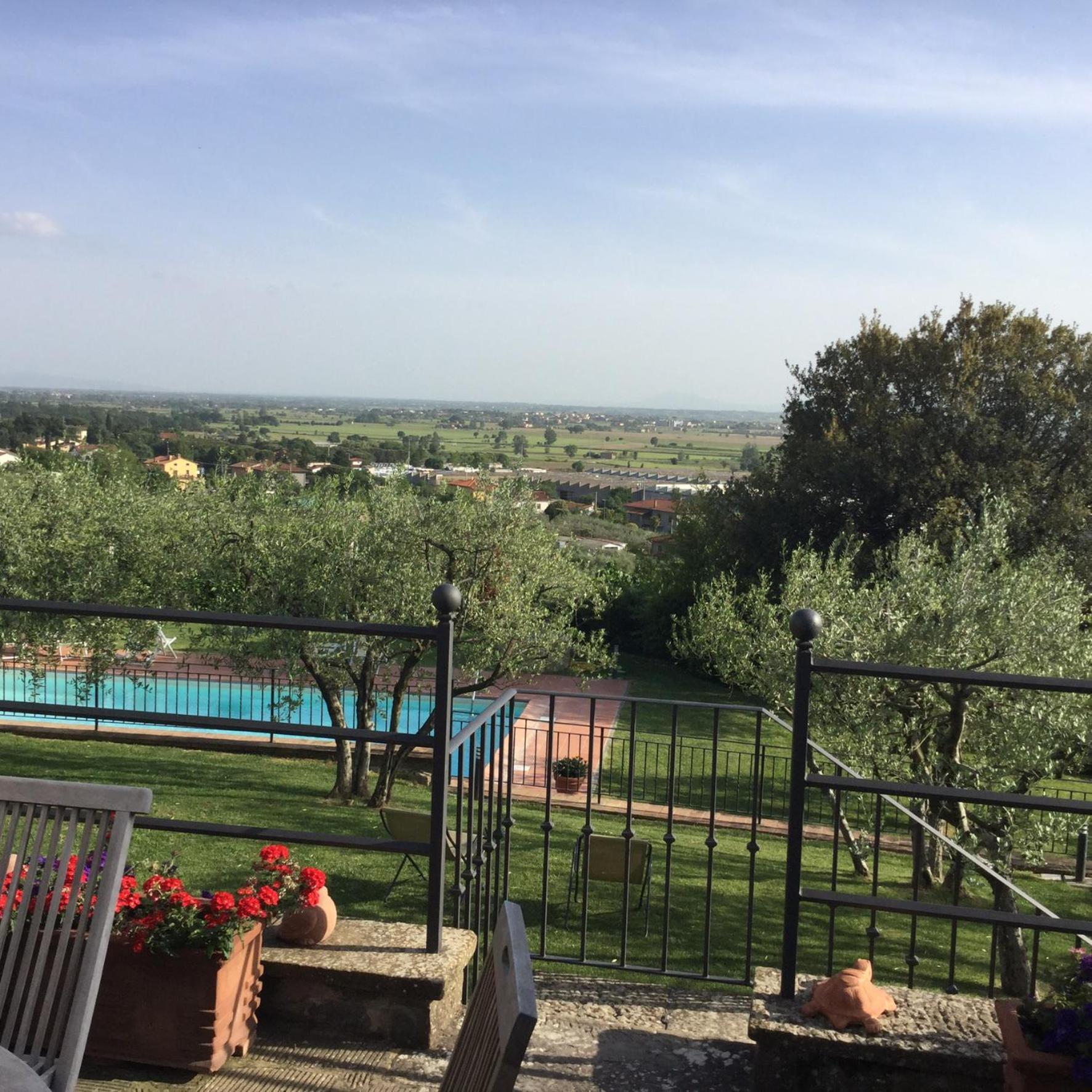 Agriturismo Borgo Tra Gli Olivi คาสติญโญน ฟิโอเรนทิโน ภายนอก รูปภาพ