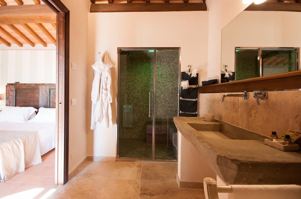 Agriturismo Borgo Tra Gli Olivi คาสติญโญน ฟิโอเรนทิโน ภายนอก รูปภาพ