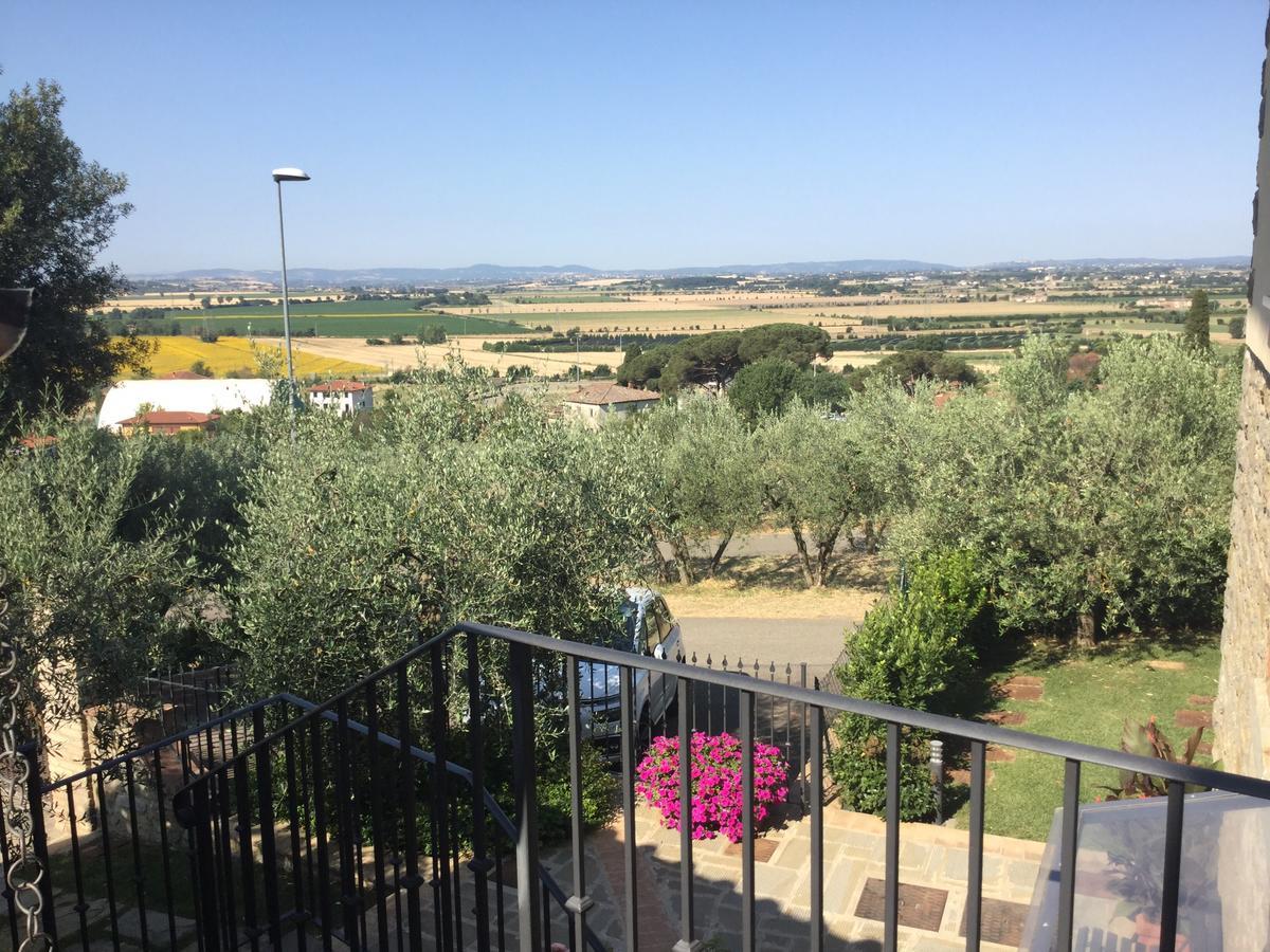Agriturismo Borgo Tra Gli Olivi คาสติญโญน ฟิโอเรนทิโน ภายนอก รูปภาพ